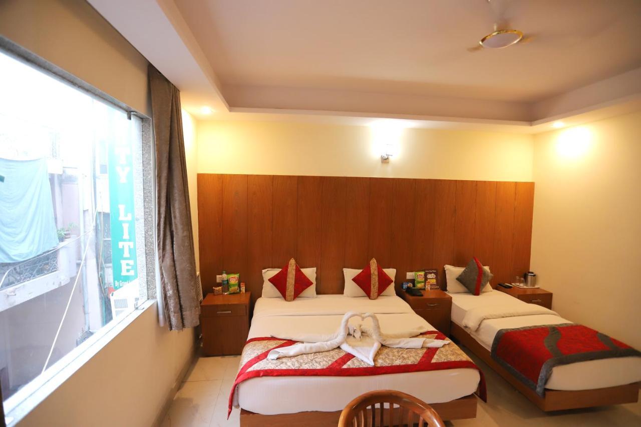 Hotel Aries Nueva Delhi Exterior foto